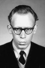 ШУЙСКИЙ Вадим Прокопьевич (1935-2000), уральский палеонтолог, специалист по девонским рифообразующим водорослям западного склона Урала
